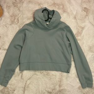Lululemon cropped hoodie
